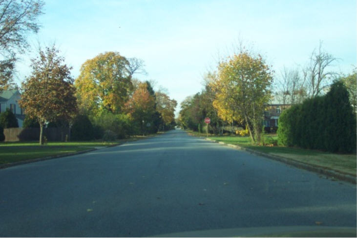 Empty road, quiet day